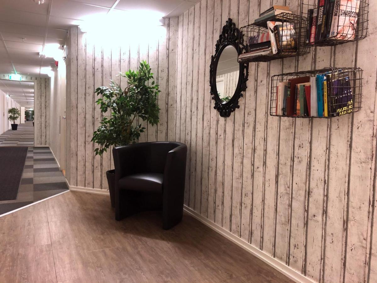 Slagsta Gate Hotell Fittja Екстер'єр фото