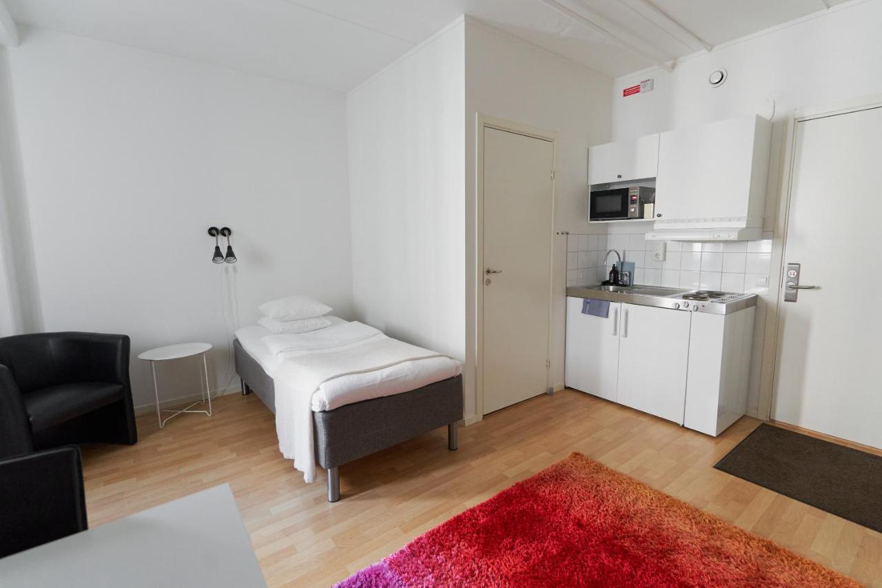 Slagsta Gate Hotell Fittja Екстер'єр фото